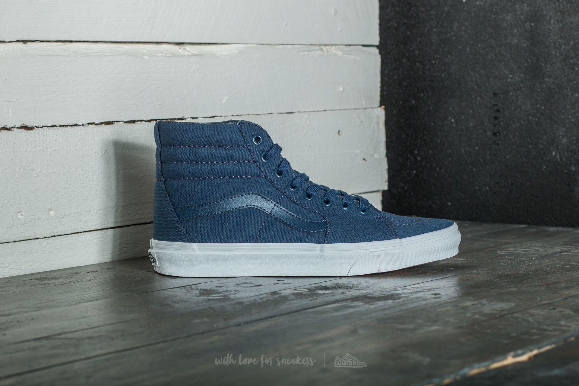 Sk8 hi mono canvas discount