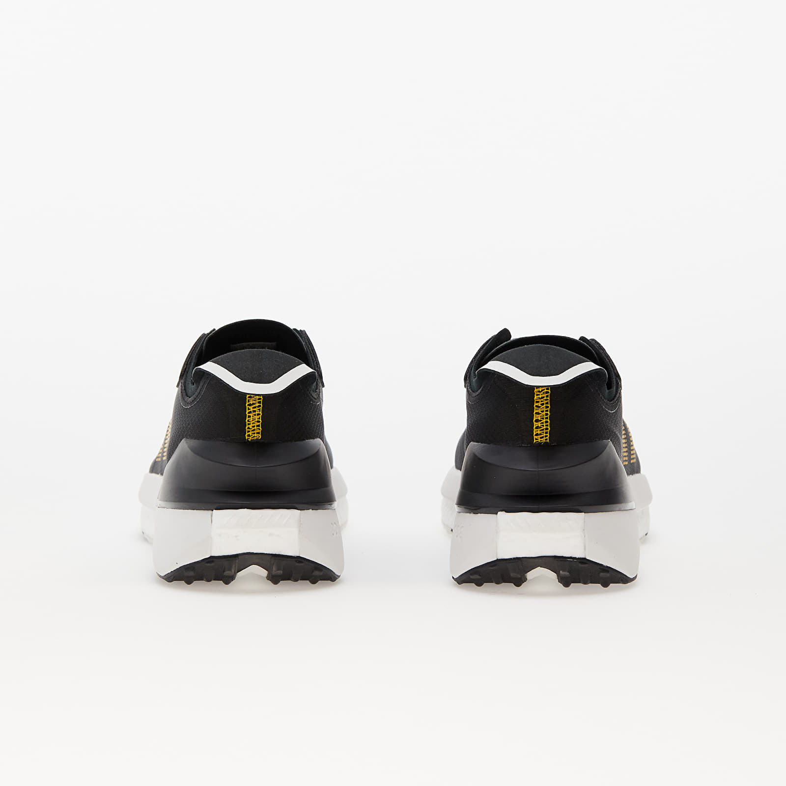 Herren Sneaker und Schuhe adidas Avryn Core Black/ Core Black/ Solid Gold