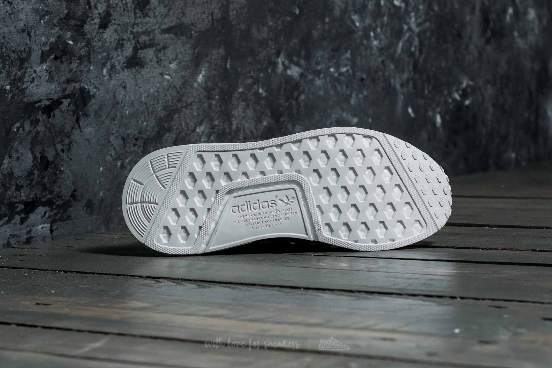 Pánské tenisky a boty adidas NMD_XR1 Primeknit Ftw White/ Running Ftw White/ Core Red