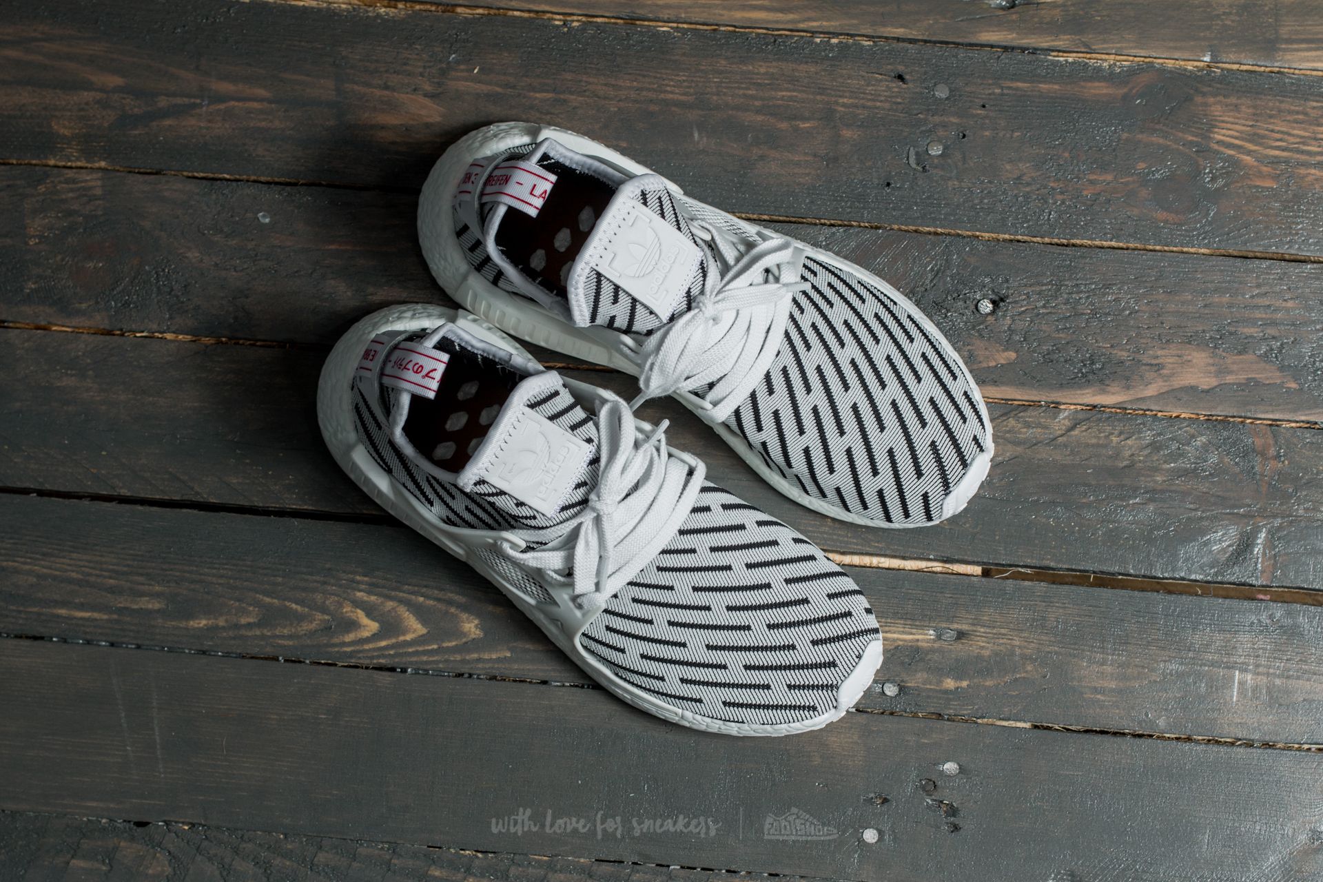 Pánské tenisky a boty adidas NMD_XR1 Primeknit Ftw White/ Running Ftw White/ Core Red