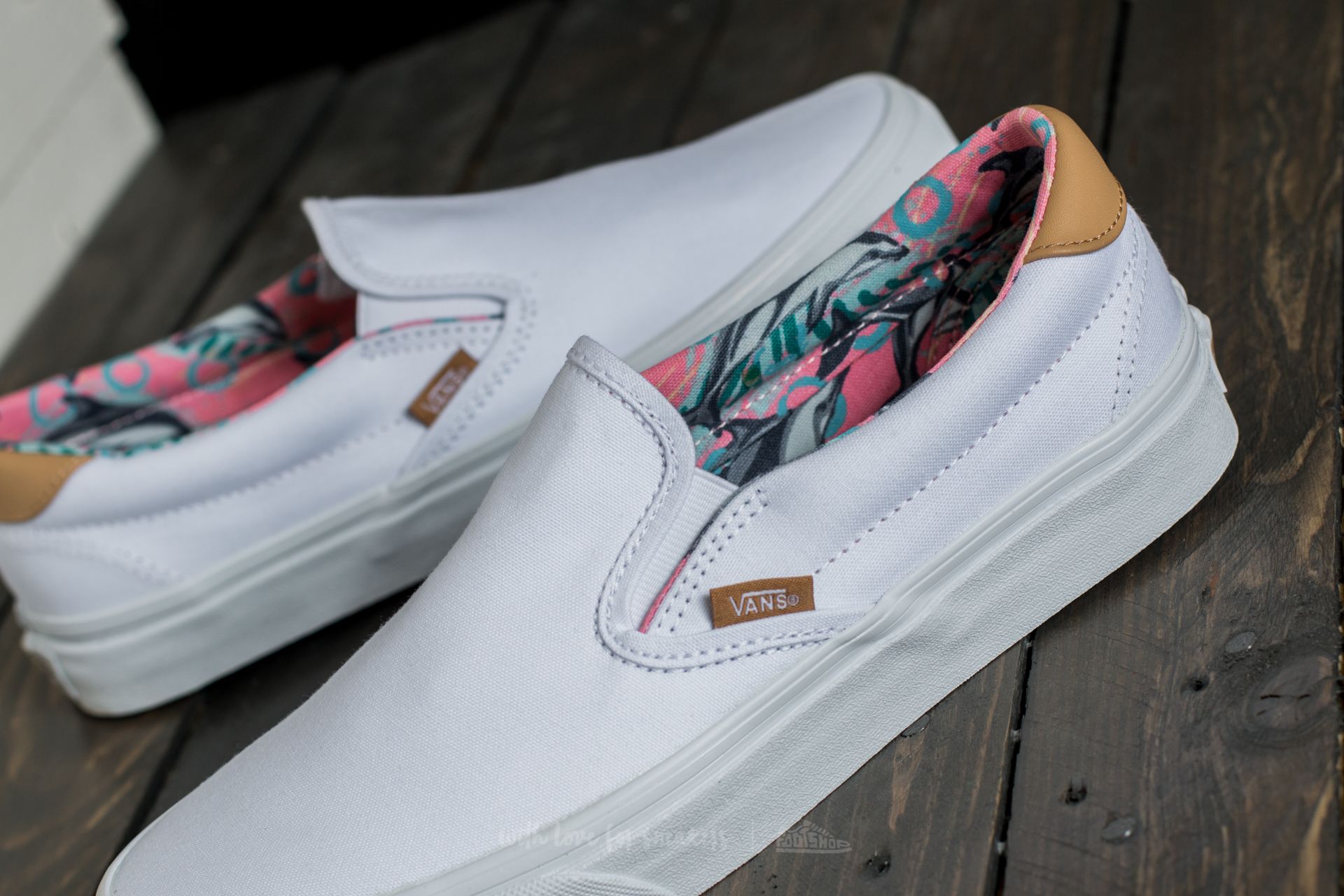 C&l era 59 shop dolphin