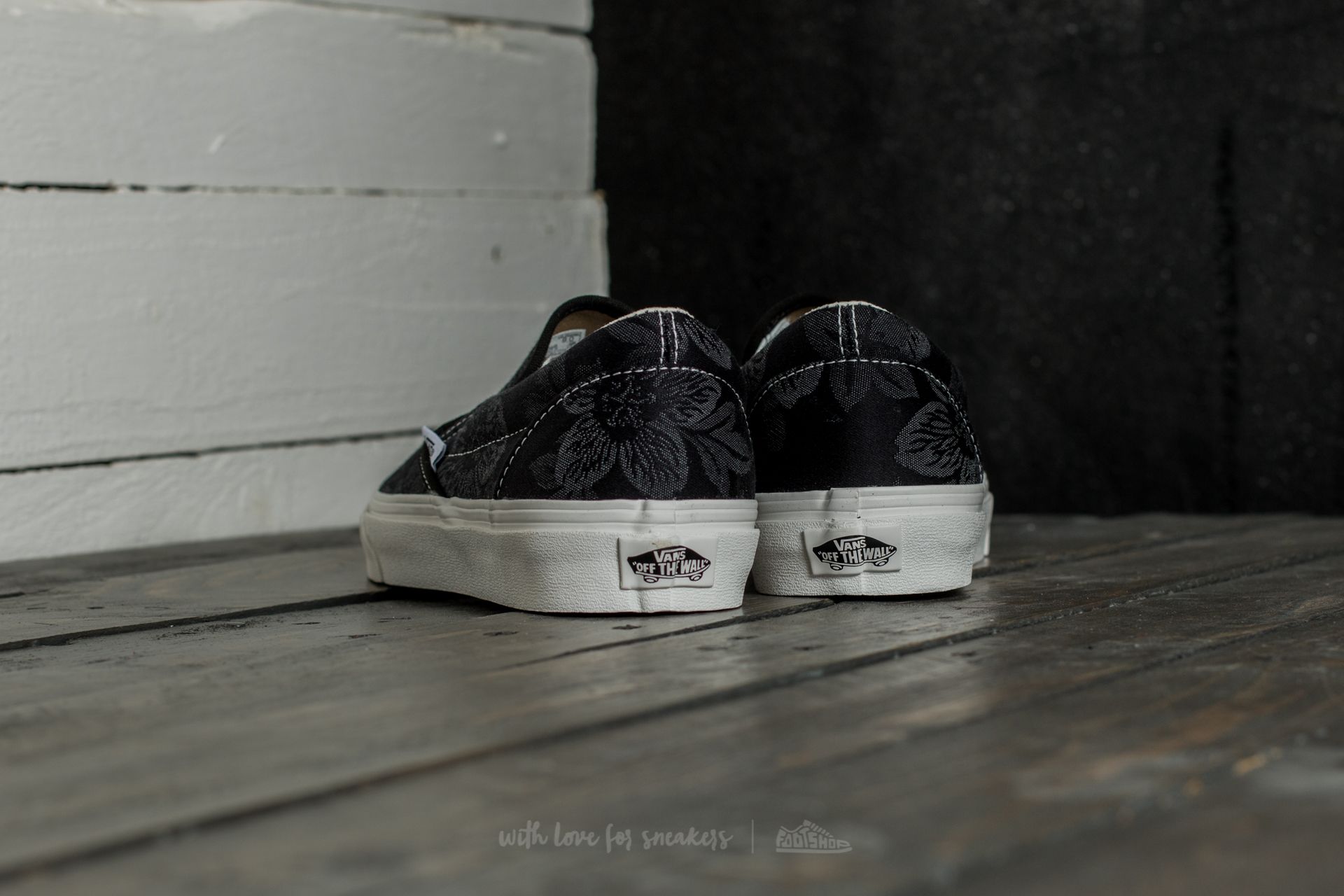 Vans off sales the wall jacquard