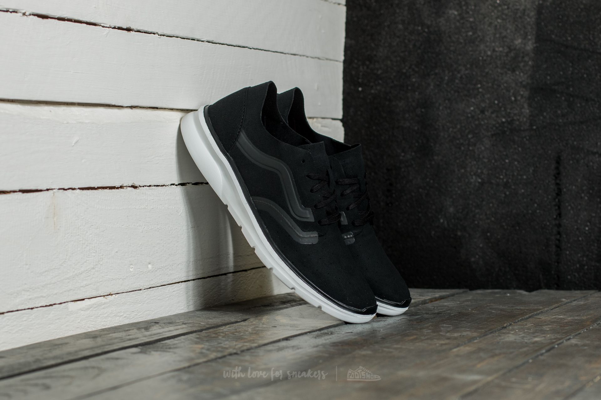 Scarpe uomo Vans Iso 2 Rapidweld Perf Black White Footshop