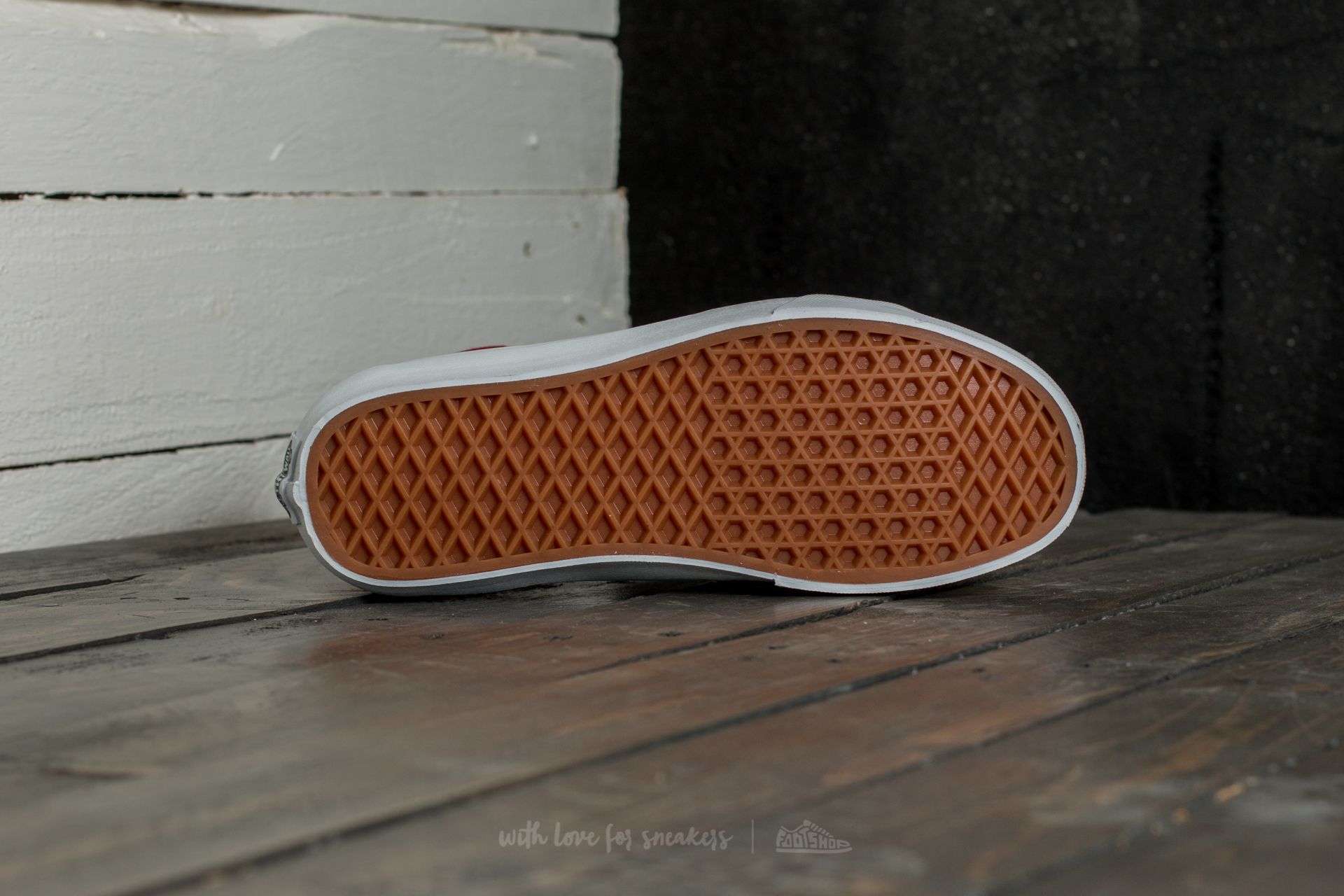 Vīriešu apavi Vans Sk8-Hi (Mono Canvas) Chili Pepper/ True White