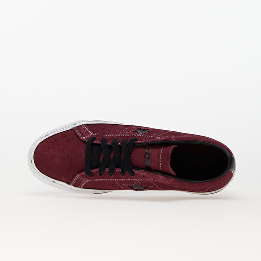 Converse one star burgundy top