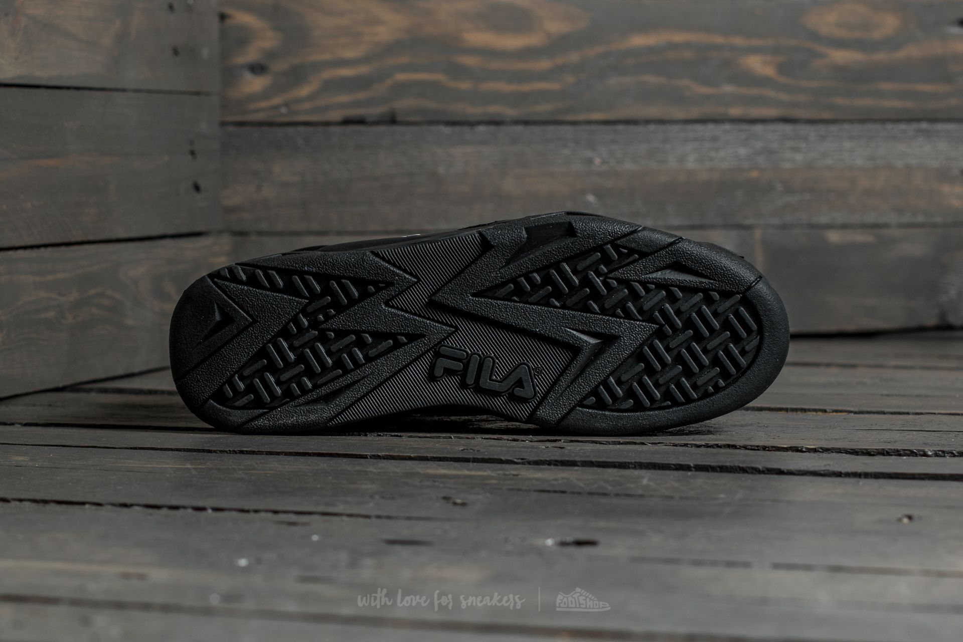 Chaussures et baskets homme Fila Cage L Mid Black