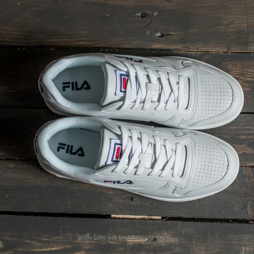 Fila white top line shoes