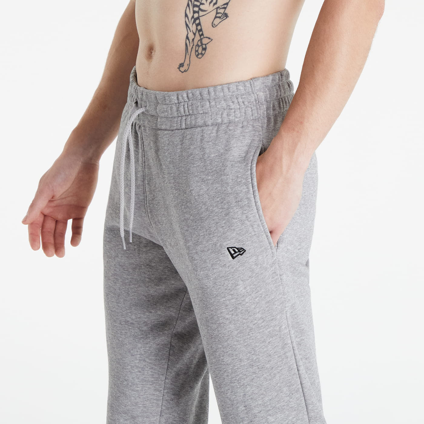 New shop era joggers
