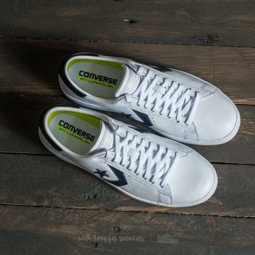 Converse white leather lunarlon top
