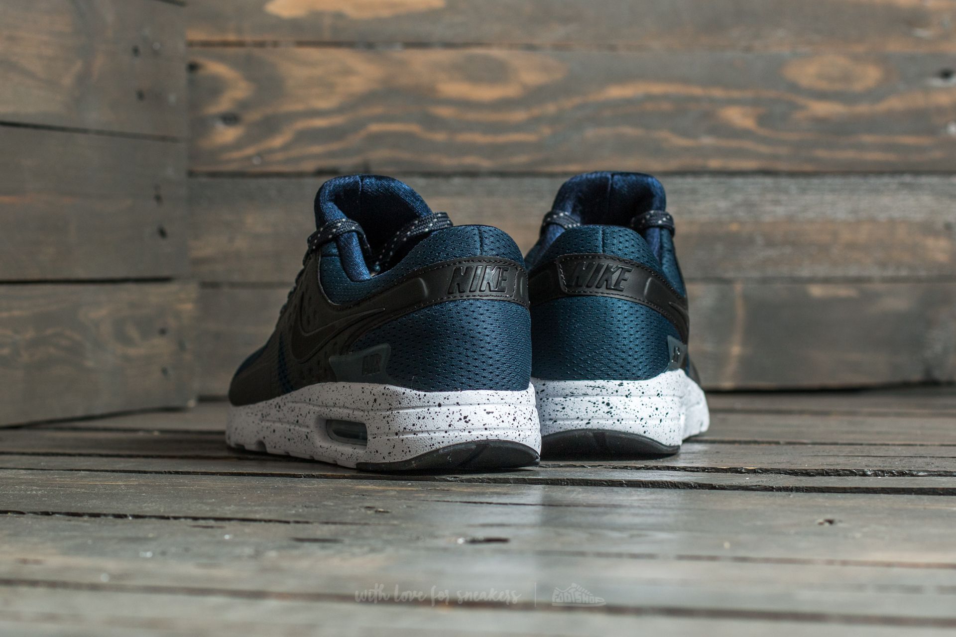Men s shoes Nike Air Max Zero Premium Armory Navy Black White Footshop