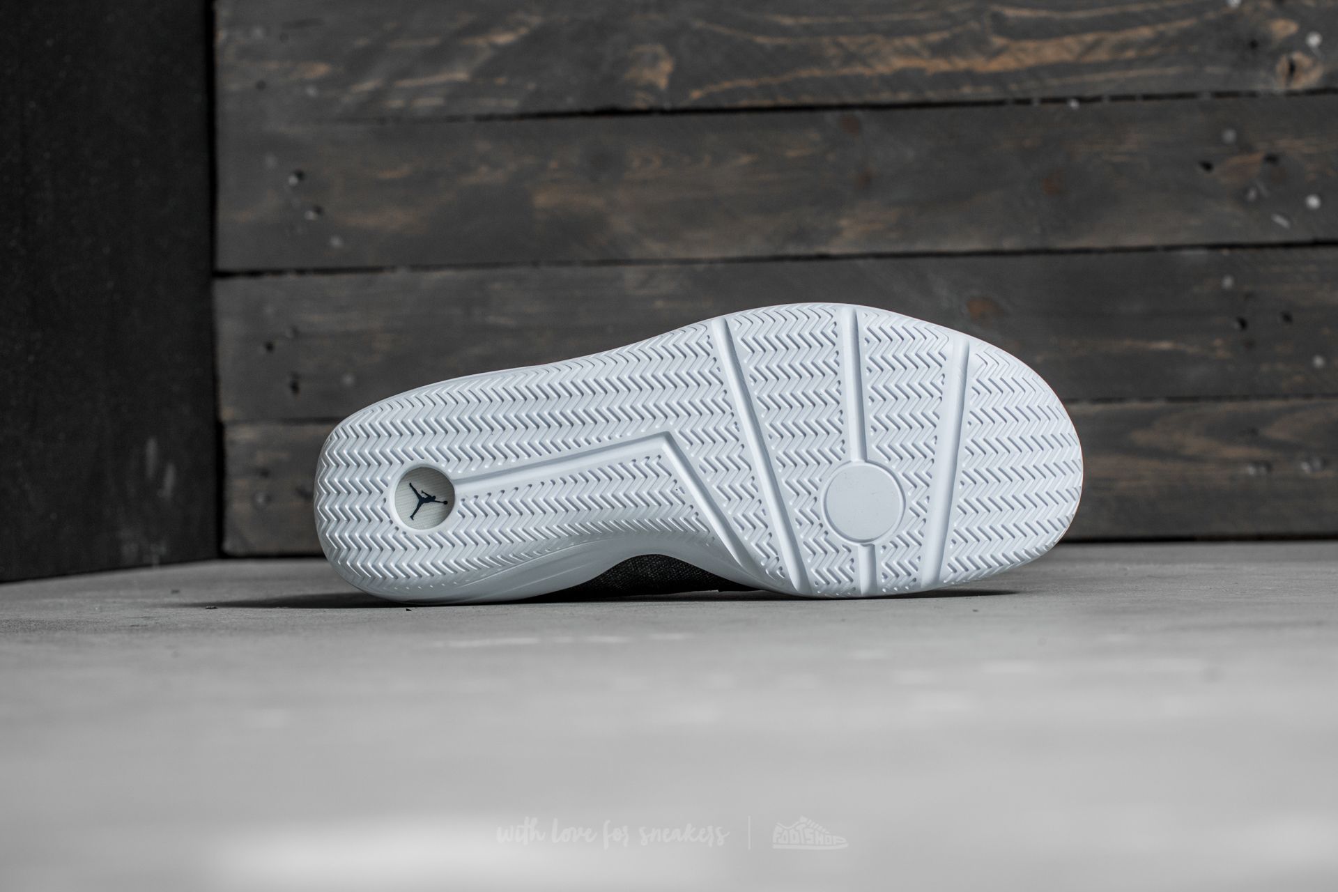 Zapatillas Hombre Jordan Eclipse Chukka Anthracite/ Black-White