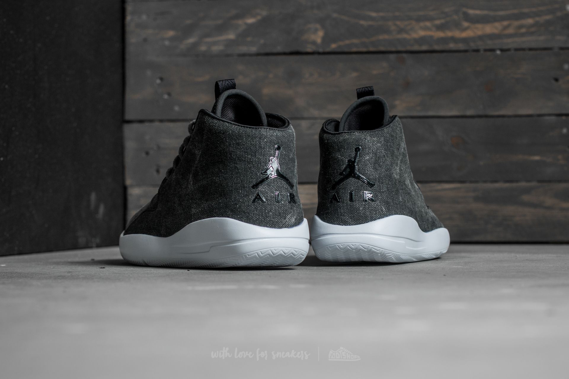 Zapatillas Hombre Jordan Eclipse Chukka Anthracite/ Black-White