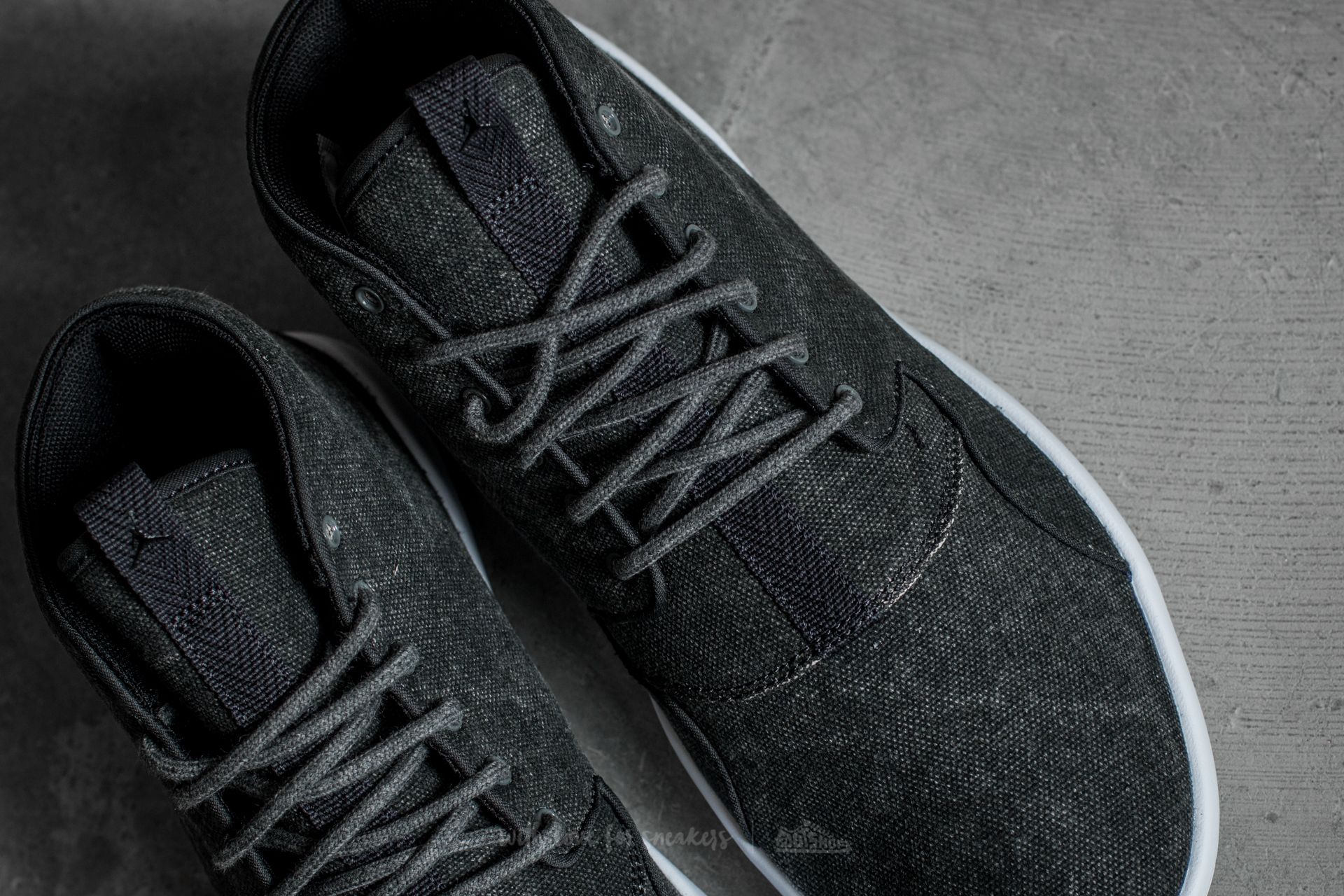 Zapatillas Hombre Jordan Eclipse Chukka Anthracite/ Black-White