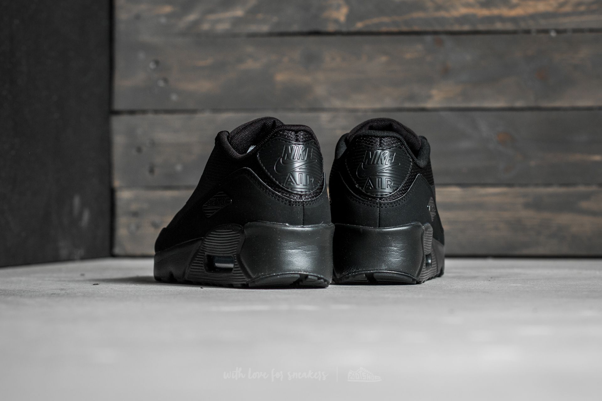 Ženski čevlji Nike Air Max 90 Ultra 2.0 (GS) Black/ Black-Black