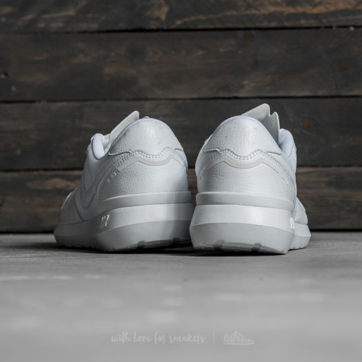 Nike air vrtx white online