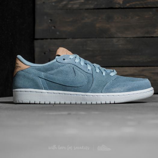 Jordan 1 retro low og ice blue hotsell