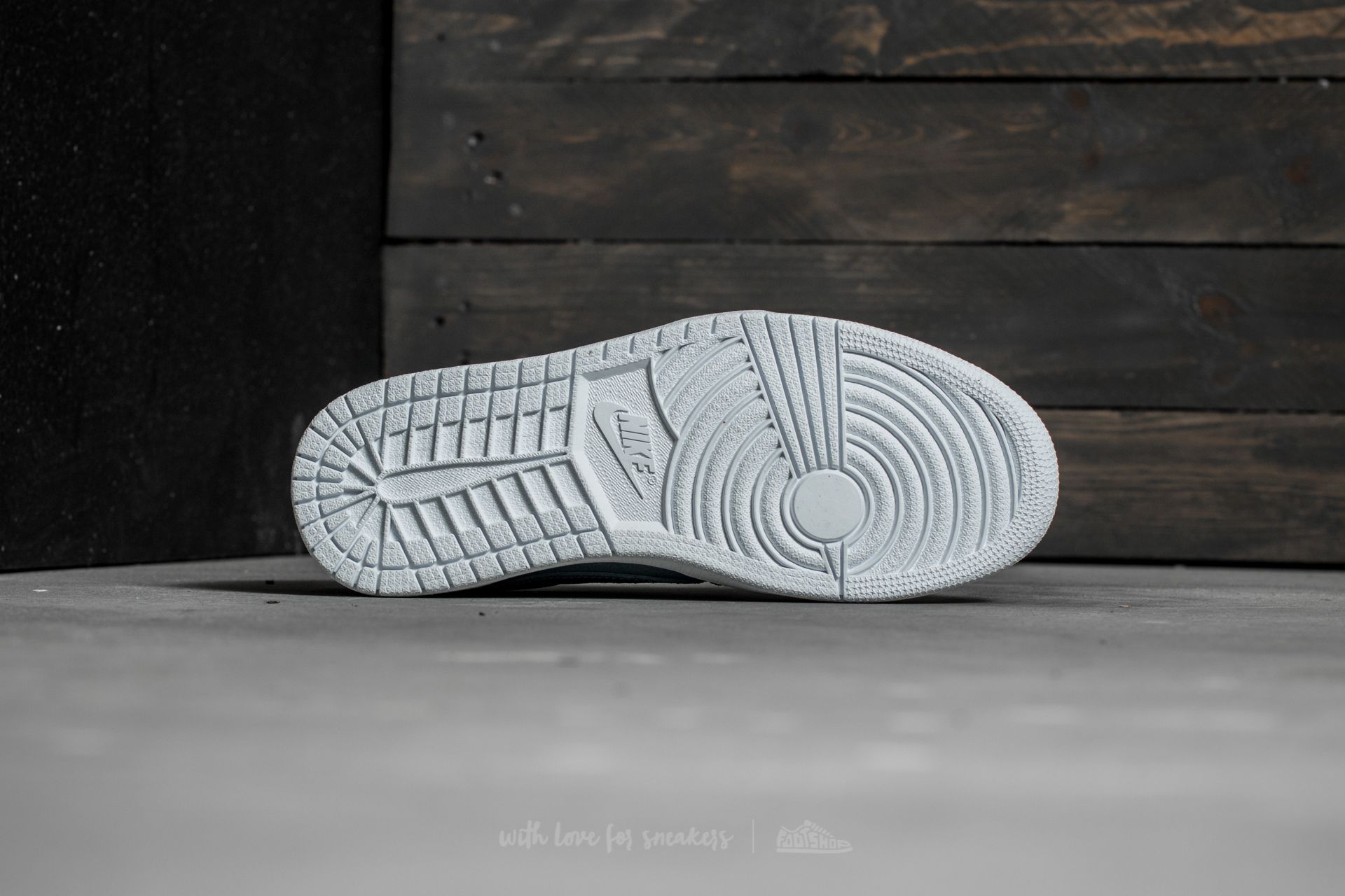 Men's shoes Air Jordan 1 Retro Low OG Premium Ice Blue/ Vachetta Tan-White