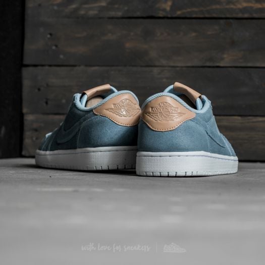 Men s shoes Air Jordan 1 Retro Low OG Premium Ice Blue Vachetta