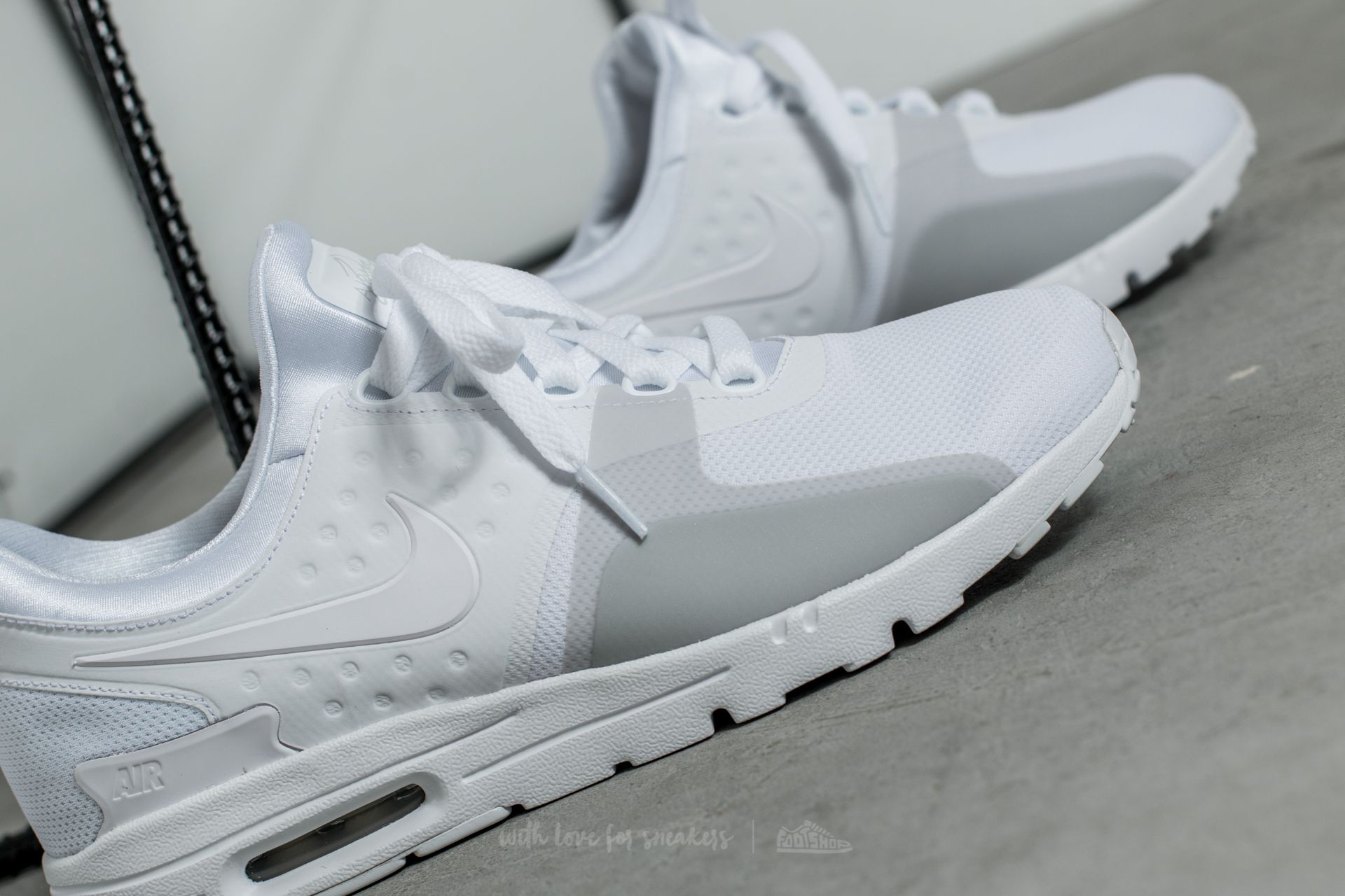 Nike w air max zero si new arrivals