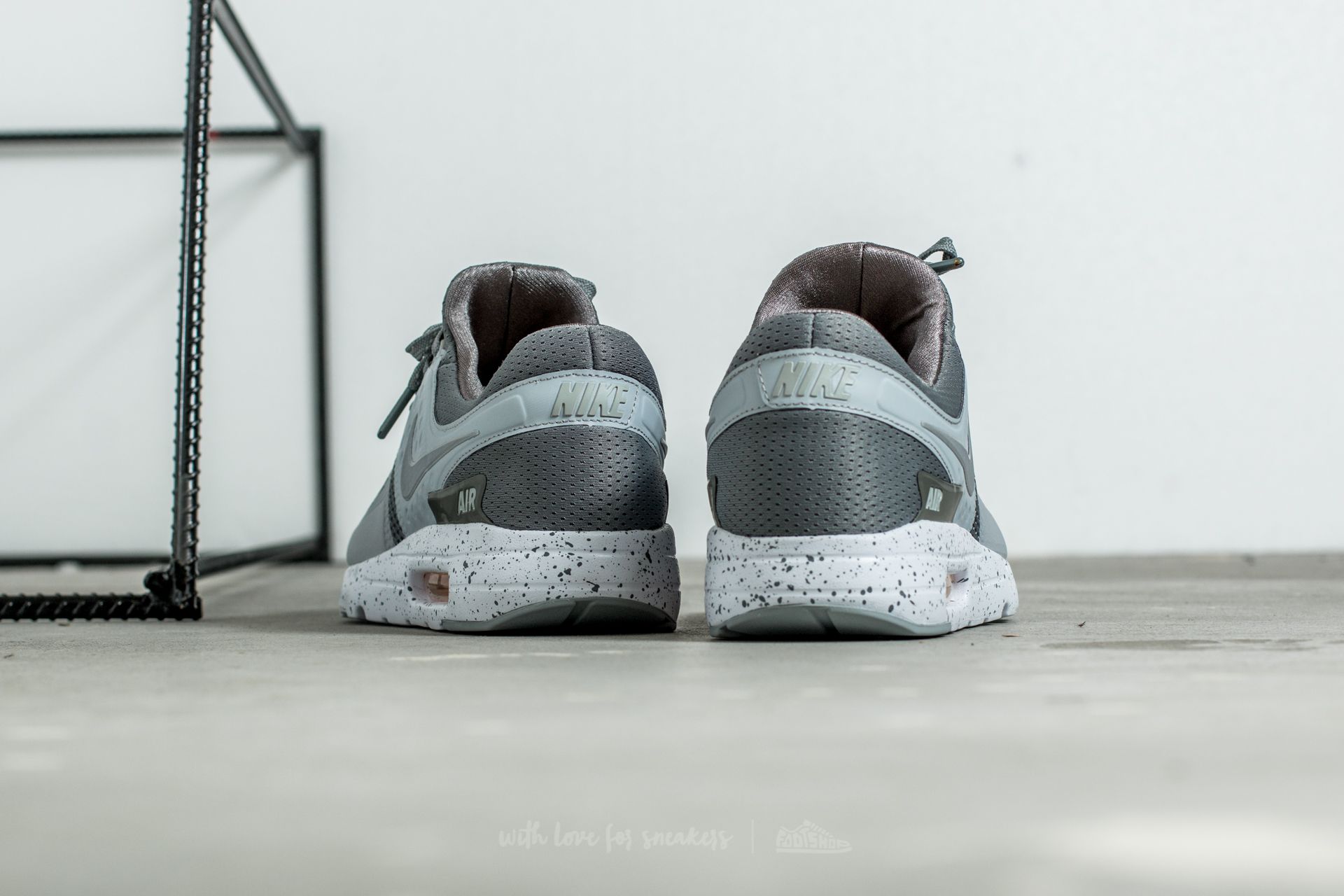 Scarpe uomo Nike Air Max Zero Premium Tumbled Grey/ Wolf Grey-White