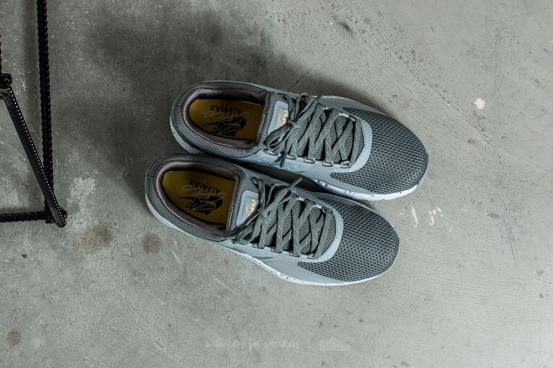 Scarpe uomo Nike Air Max Zero Premium Tumbled Grey/ Wolf Grey-White