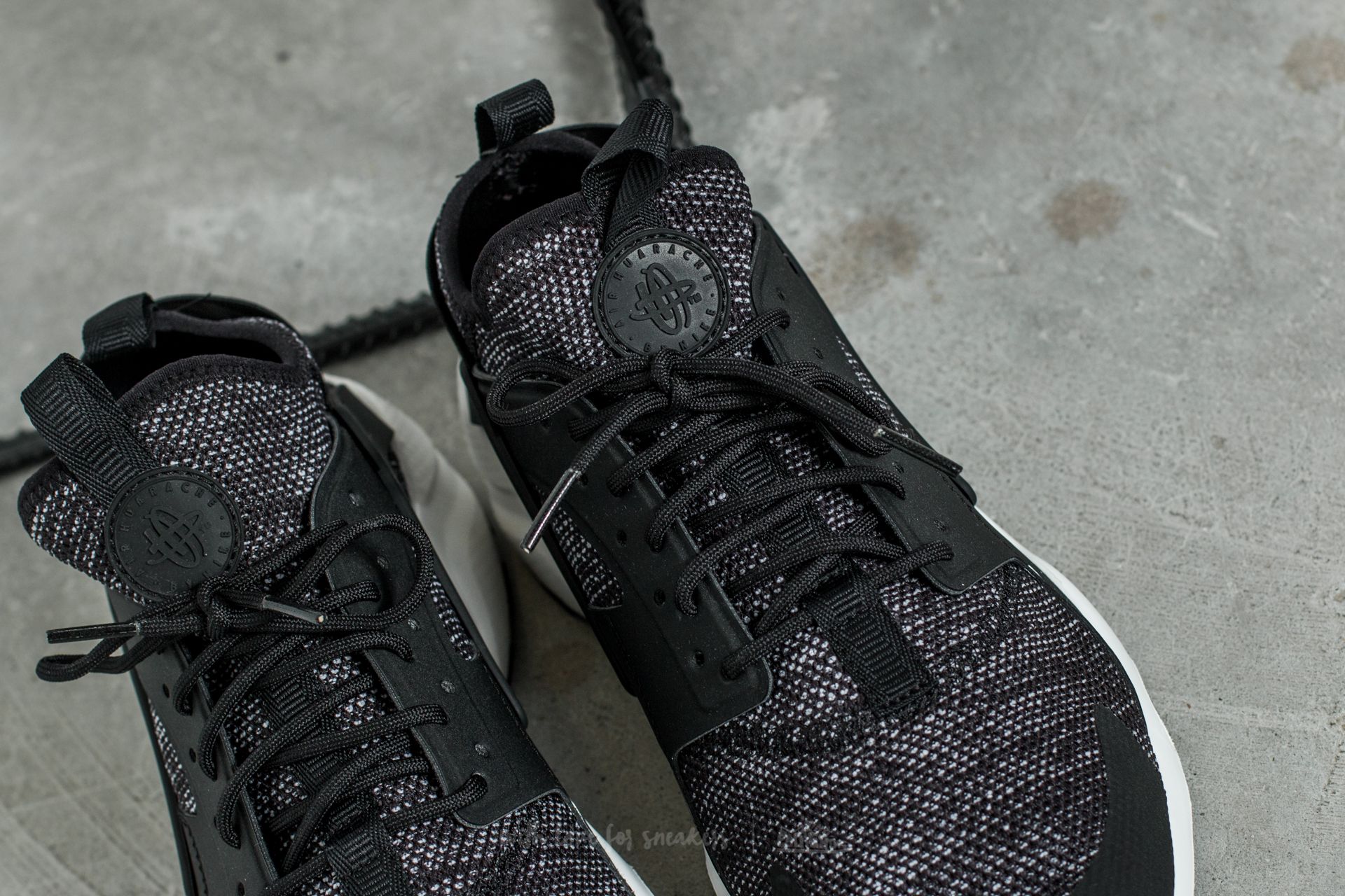 Scarpe uomo Nike Air Huarache Run Ultra BR Black/ Black-Summit White
