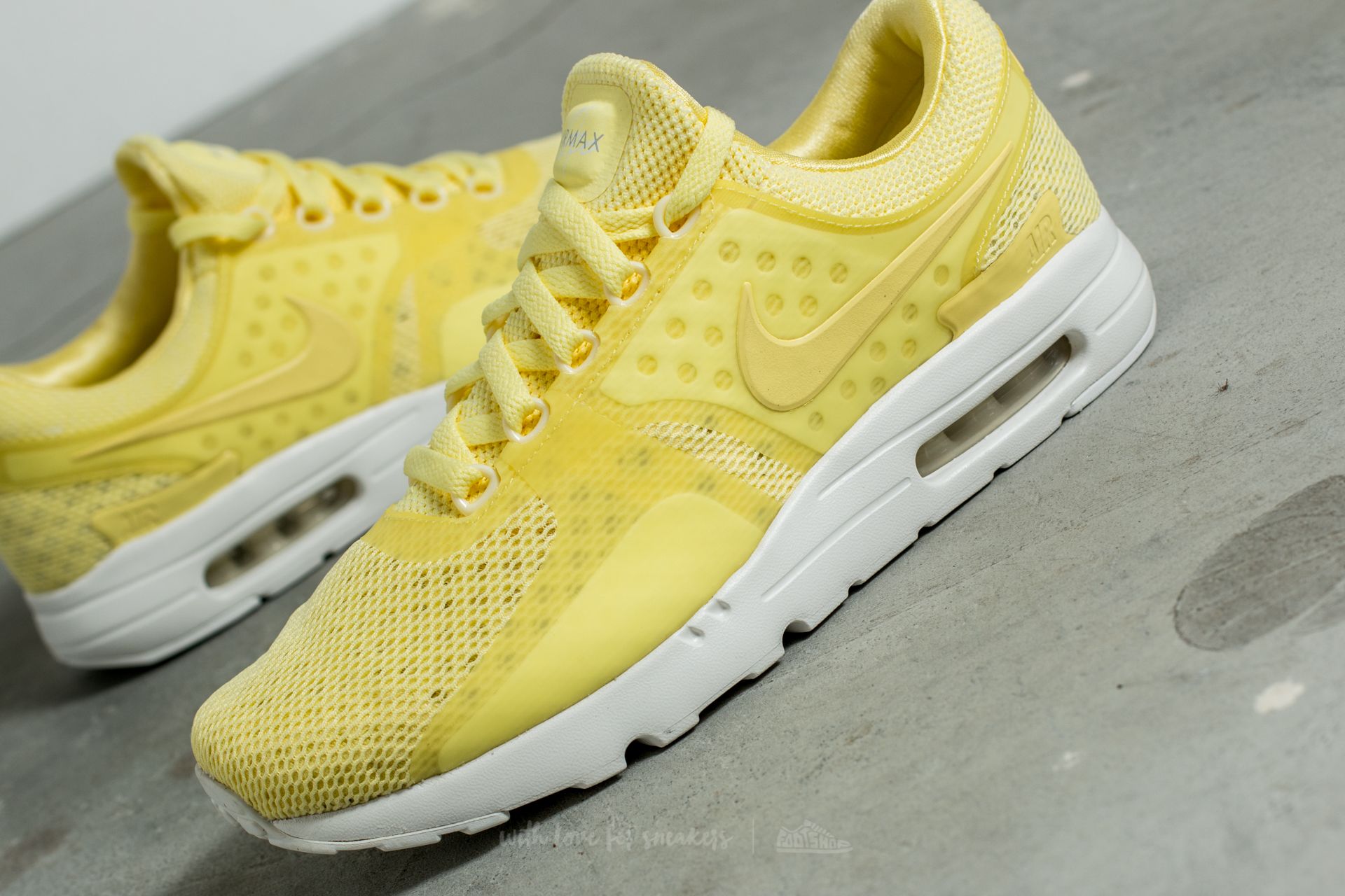 Nike air max thea hombre amarillo online