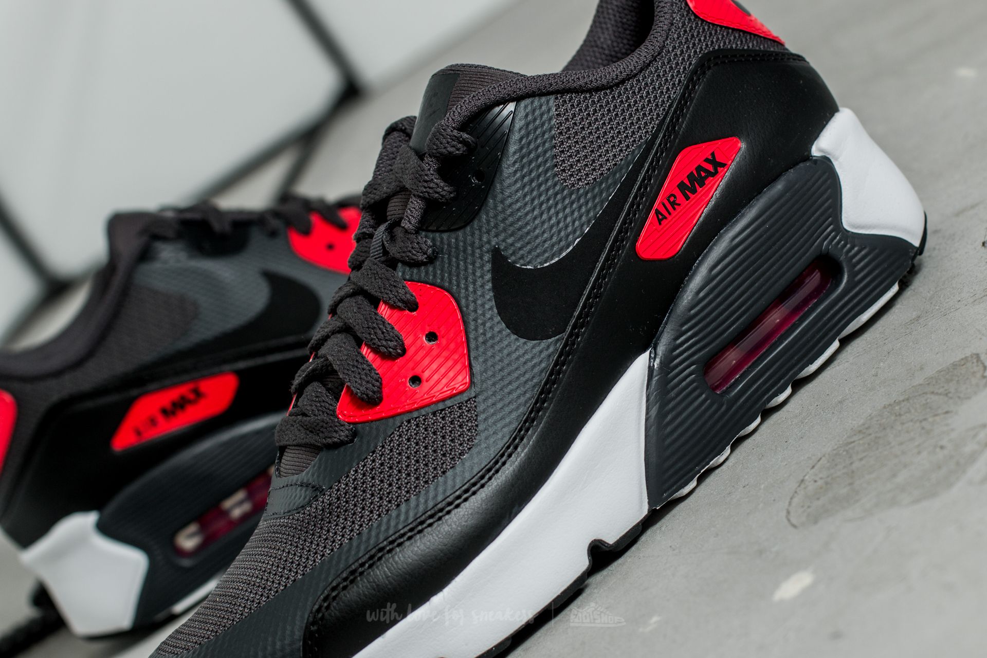 Air max 90 ultra discount 2.0 black and red