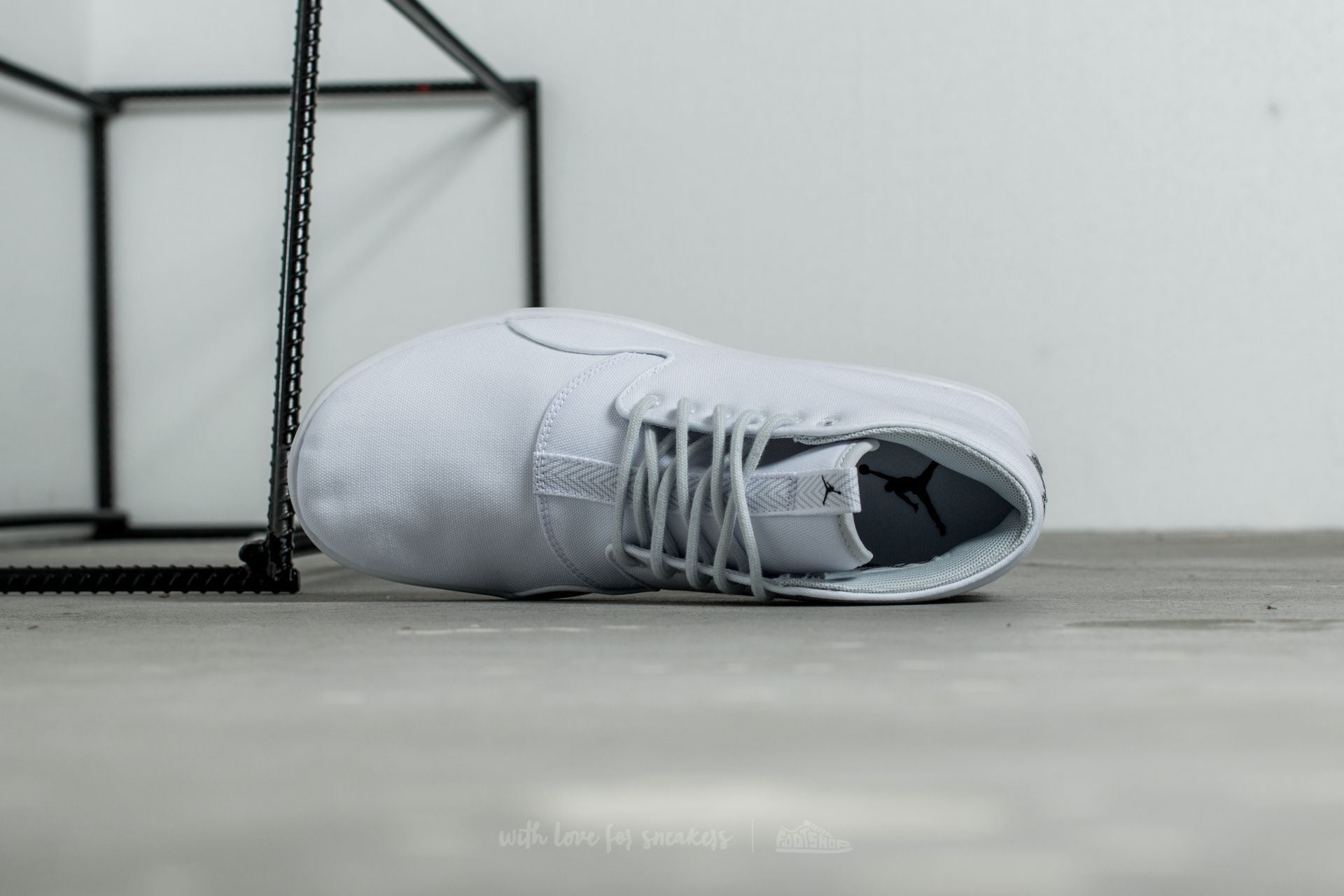 Men s shoes Jordan Eclipse Chukka White Black Pure Platinum