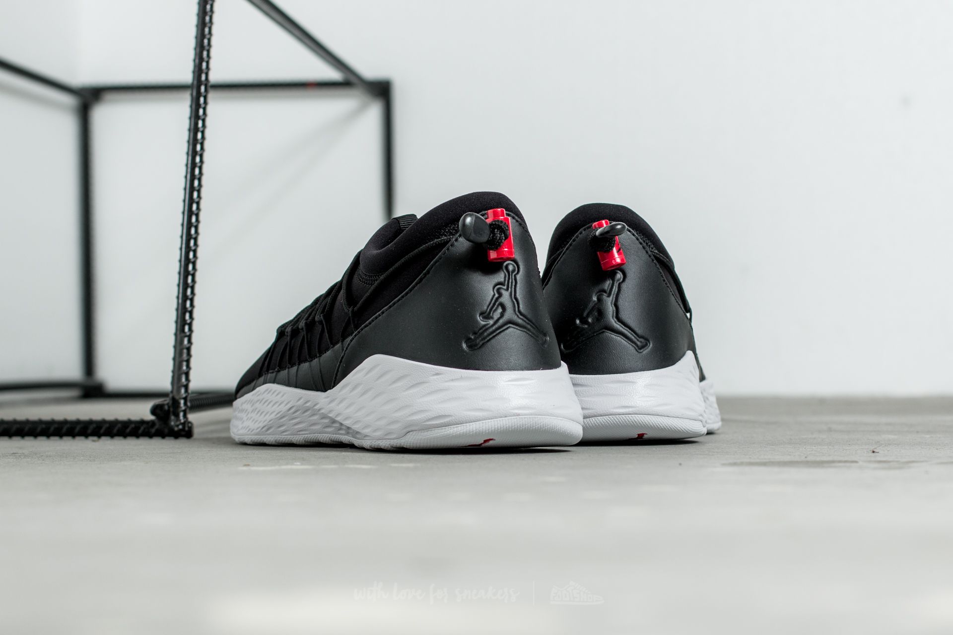 Herren Sneaker und Schuhe Jordan Formula 23 Toggle Black/ Gym Red-White