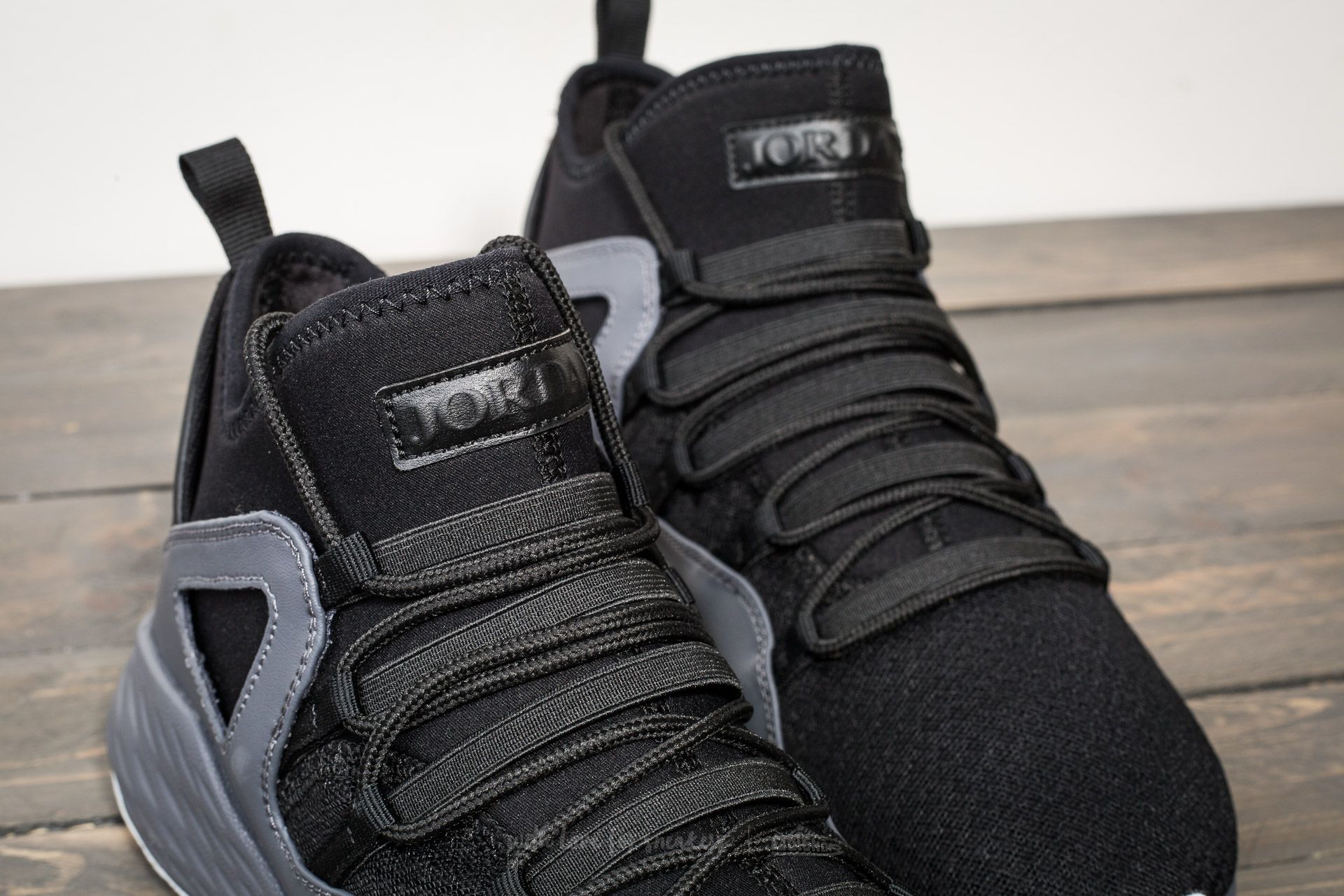 Herren Sneaker und Schuhe Jordan Formula 23 Black/ Black-Dark Grey-White