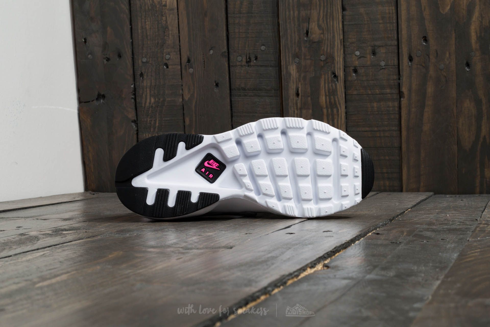 Skor för kvinnor Nike Air Huarache Run Ultra GS White/ Black/Pink Blast