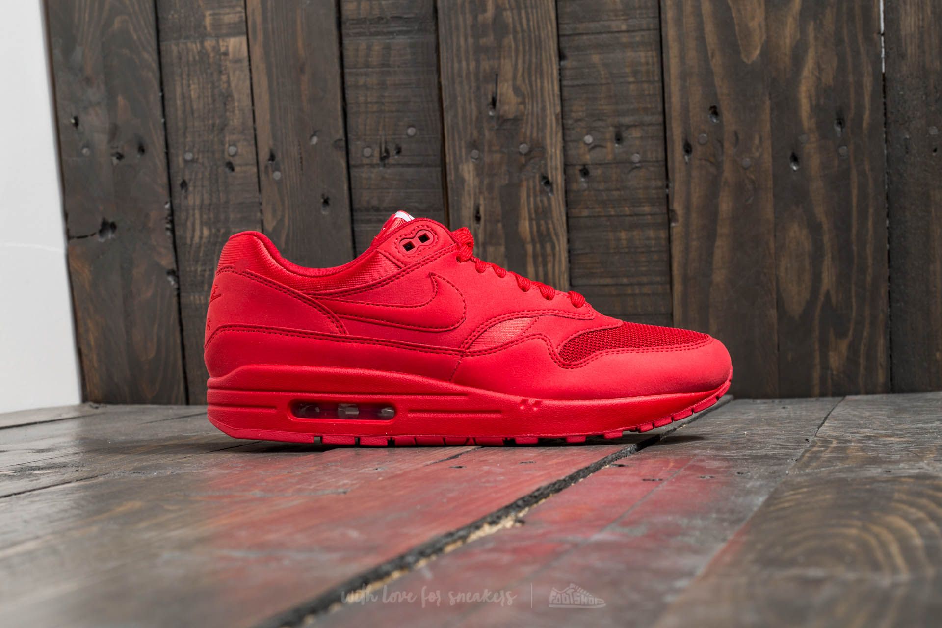 Nike air max clearance 1 premium university red