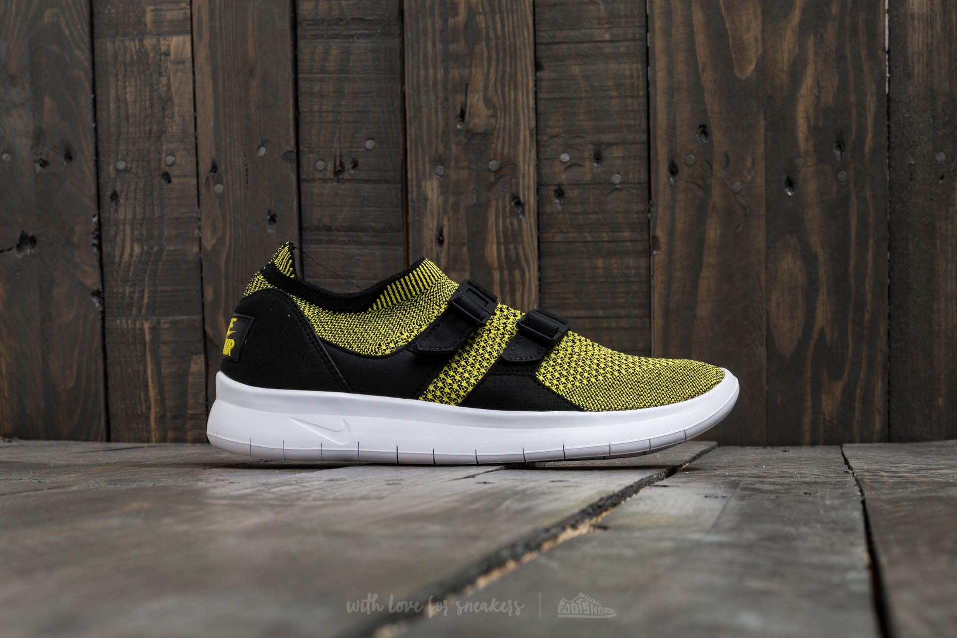 Dámské tenisky a boty Nike W Air Sockracer Flyknit Black/ White-Yellow Strike