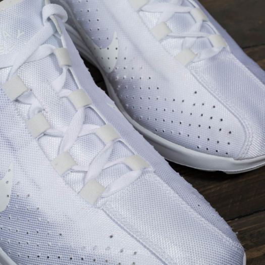 Nike cheap mayfly white