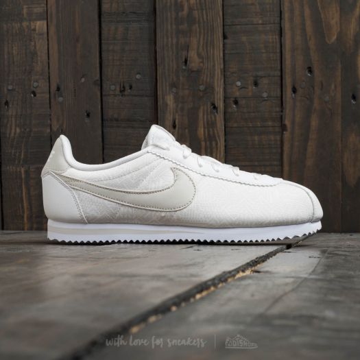 Nike classic shop cortez summit white