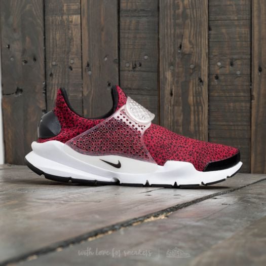 Red nike sock shoes discount