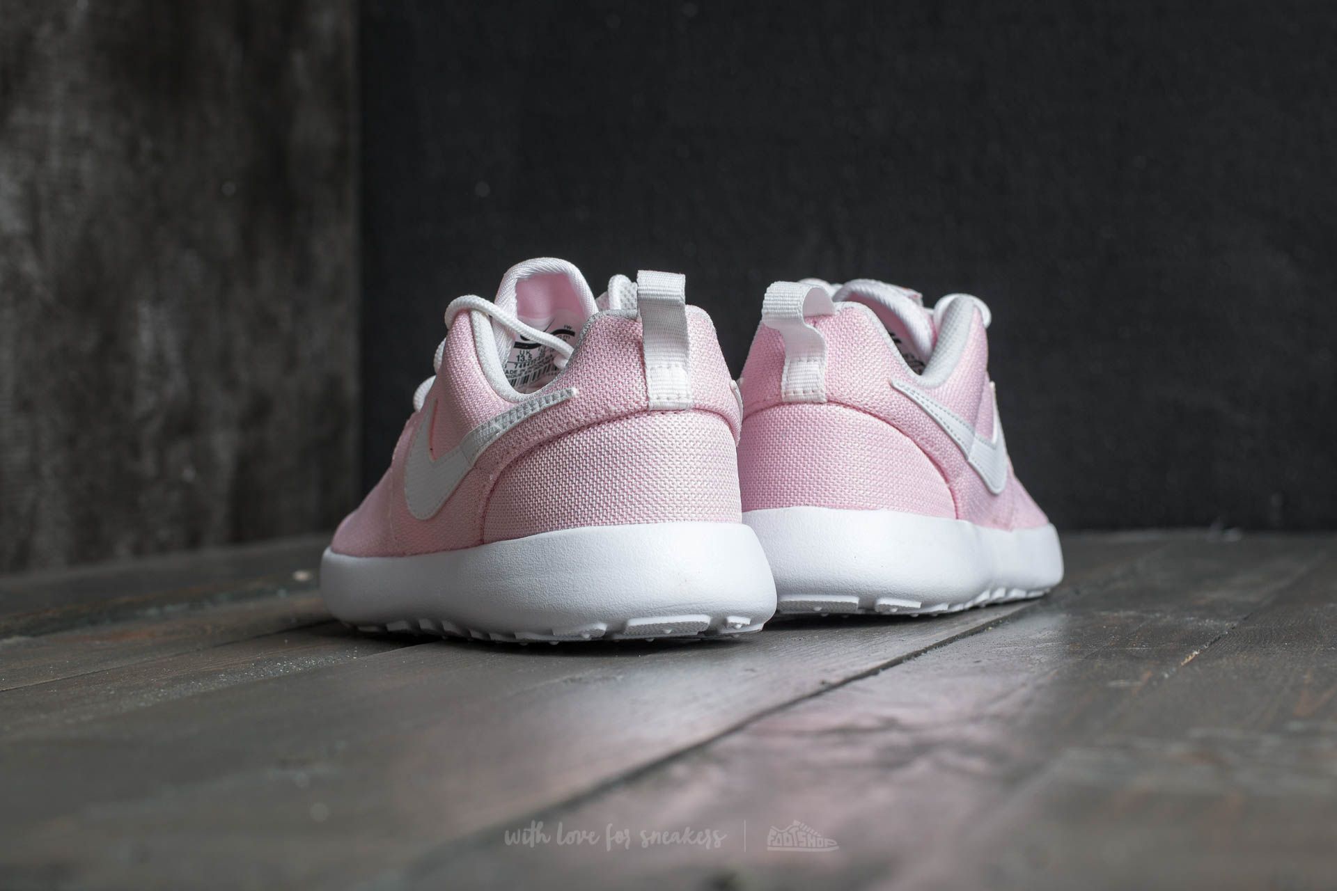 Kids' sneakers and shoes Nike Roshe One (PS) Prism Pink/ White-Safety Orange