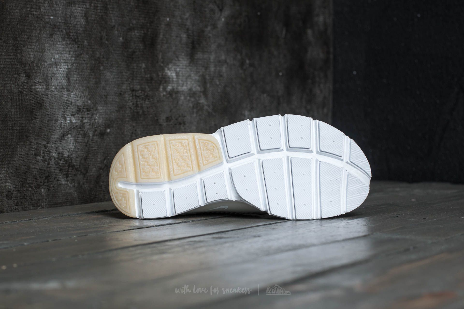 Ženski čevlji Nike Wmns Sock Dart Premium Light Bone/ White
