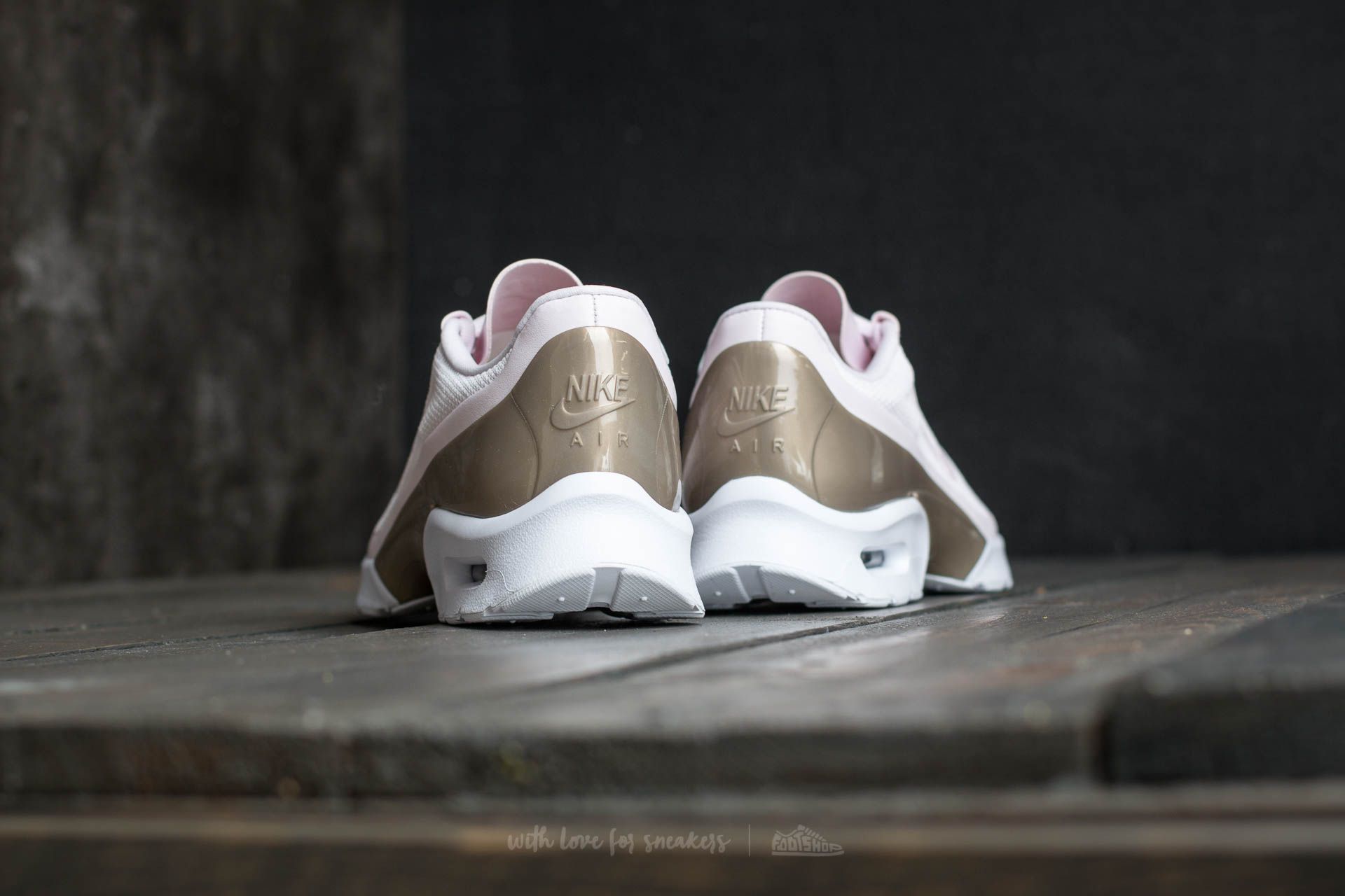 Női cipők Nike W Air Max Jewell Premium Pearl Pink/ Pearl Pink