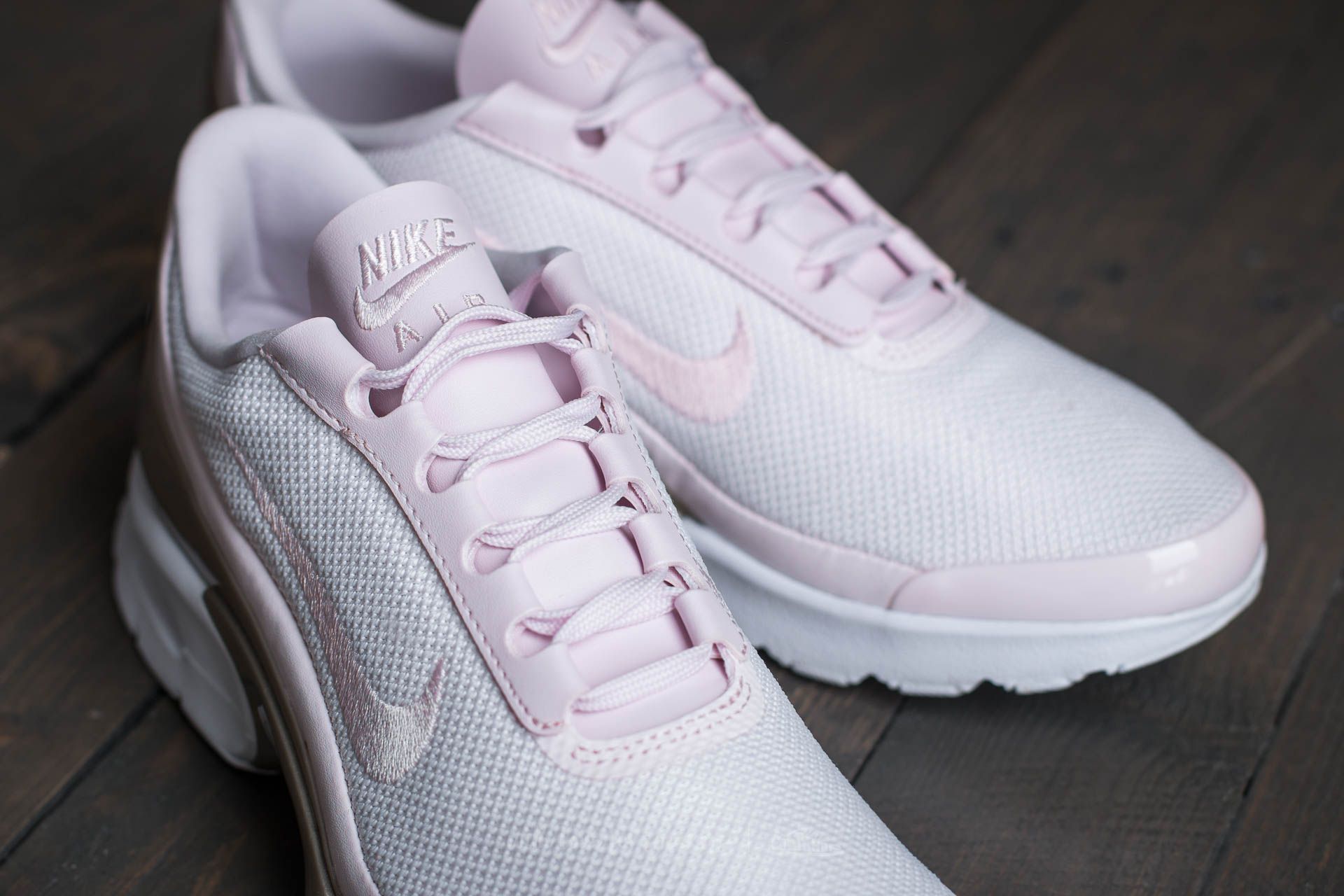 Női cipők Nike W Air Max Jewell Premium Pearl Pink/ Pearl Pink