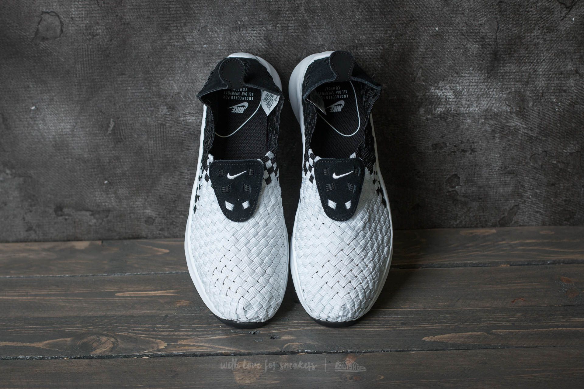Nike wmns air woven top