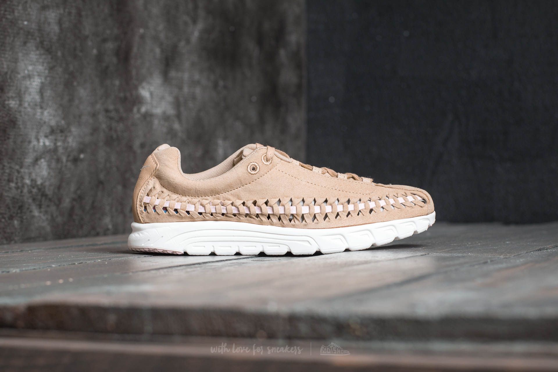 Women's shoes Nike Wmns Mayfly Woven Vachetta Tan/ Arctic Pink-Elm