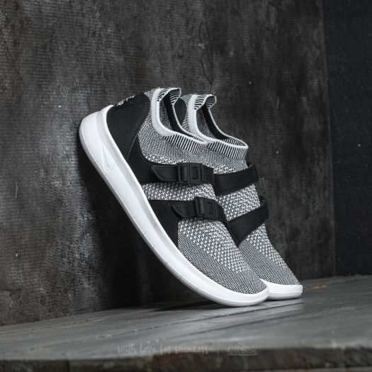 Nike sock racer flyknit women's store