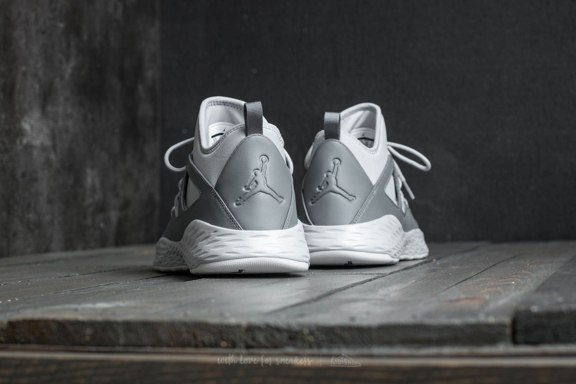 Jordan formula 23 mid outlet