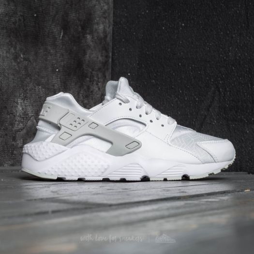 All white nike huarache womens deals