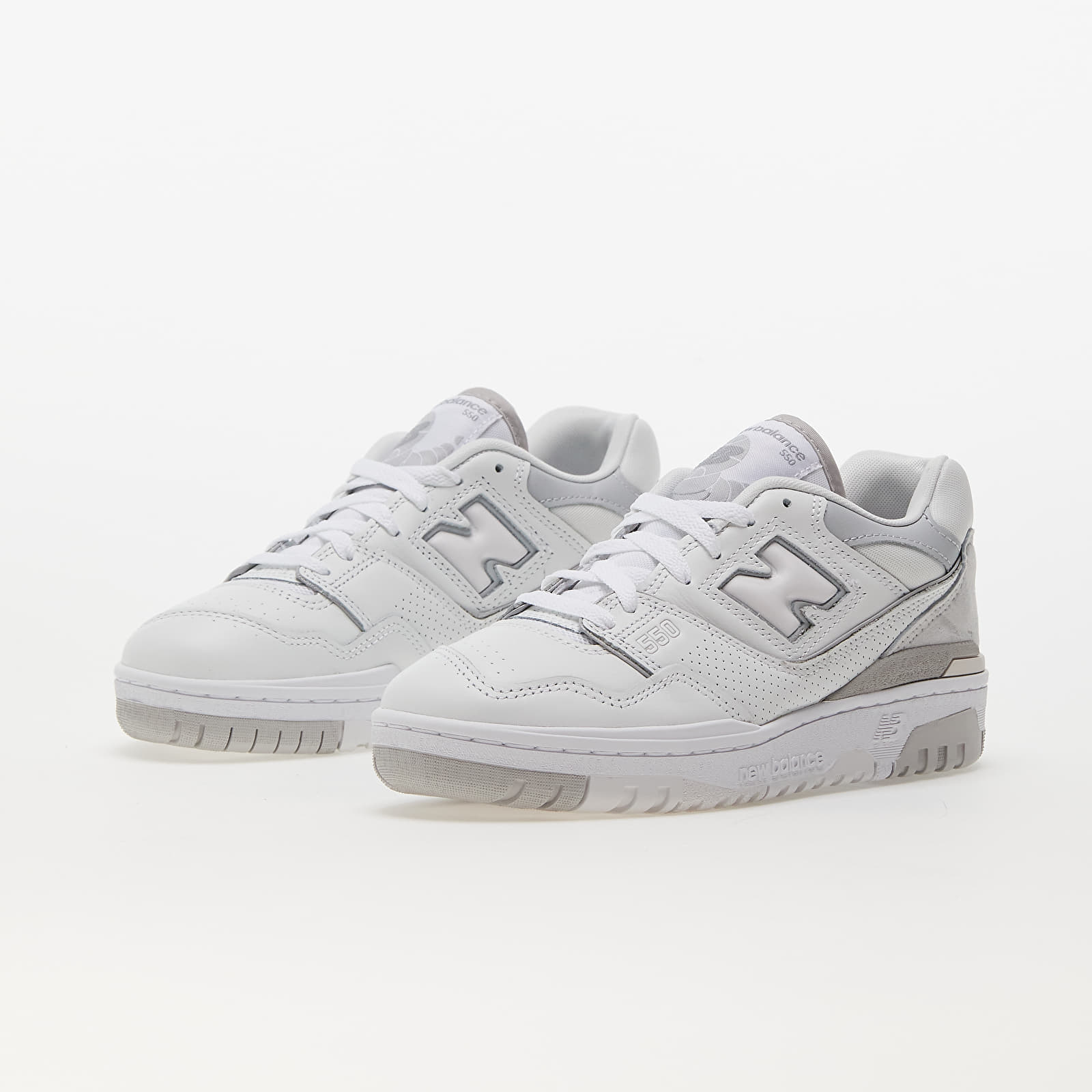 Ženski čevlji New Balance 550 White