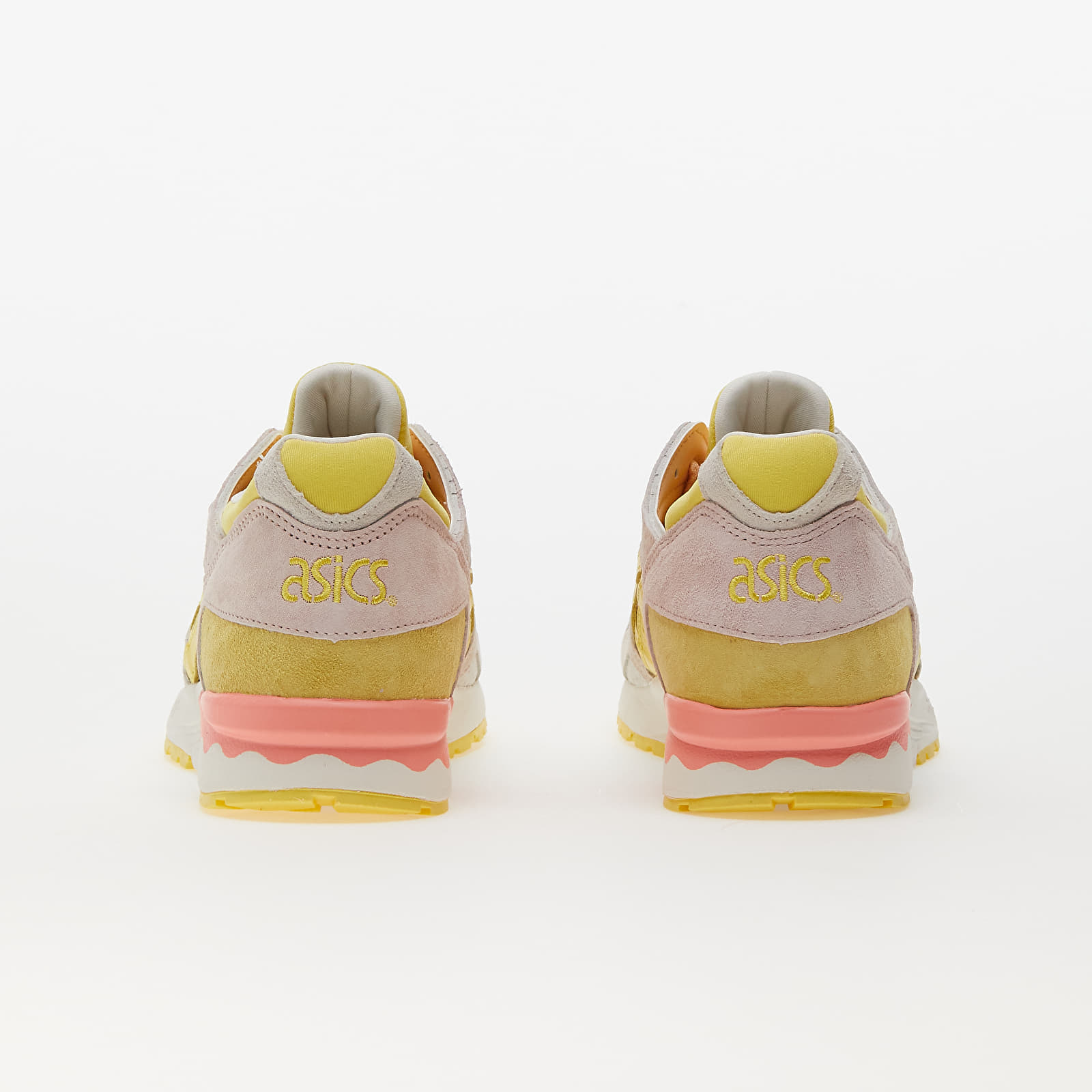 Men s shoes Asics Gel Lyte V Cream Banana Cream Footshop
