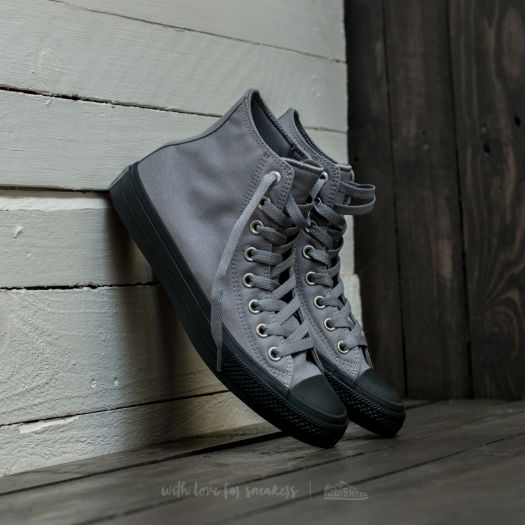 Dolphin gray hotsell converse