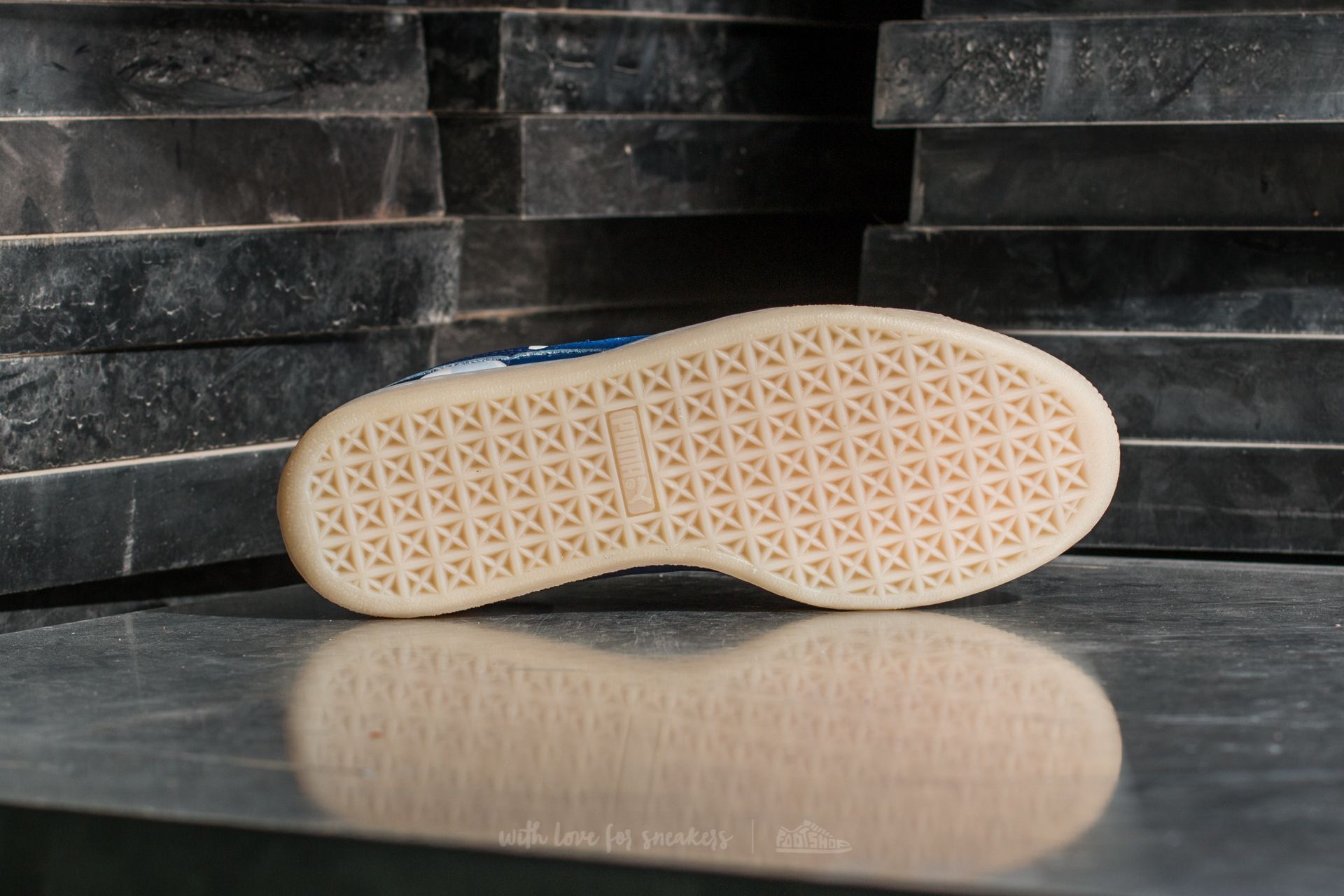 Puma x sales careaux basket graphic